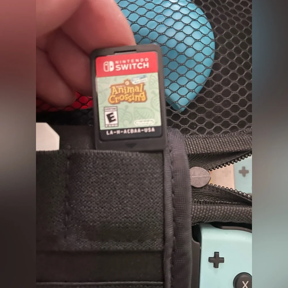 Nintendo Switch Animal Crossing Special Edition - Mint Green & Sky Blue Joy‑Con
